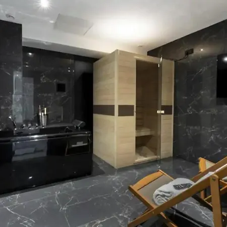 Magnifique Avec Sauna Et Jacuzzi * París