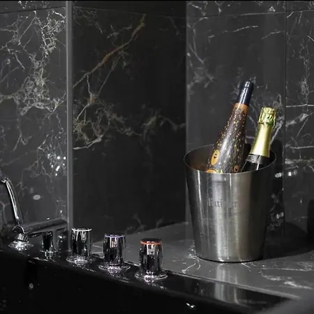 Magnifique Avec Sauna Et Jacuzzi *