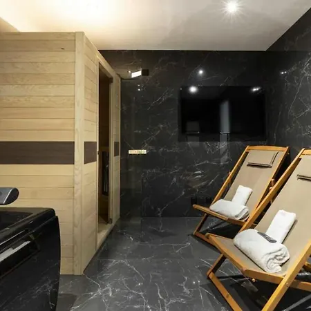 Apartment Magnifique Avec Sauna Et Jacuzzi *